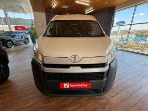 Toyota Quantum 2.8 SLWB panel van - Image 4