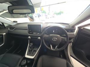 Toyota RAV4 2.0 VX - Image 6