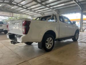 Isuzu D-Max 1.9TD Extended cab LS auto - Image 2