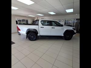 Toyota Hilux 2.8GD-6 48V double cab Legend RS - Image 3