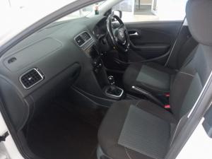 Volkswagen Polo Vivo hatch 1.6 Highline - Image 7