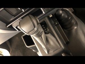 Toyota Land Cruiser 79 2.8GD-6 double cab auto - Image 15