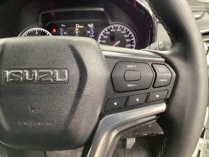 Isuzu D-Max 3.0TD double cab LSE - Image 10