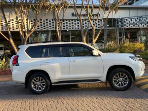 Toyota Land Cruiser Prado 2.8GD VX - Image 3