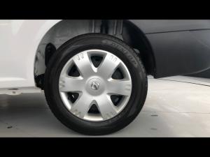 Nissan NP200 1.6i safety pack (aircon) - Image 19
