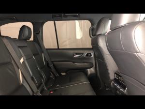 Toyota Land Cruiser 300 3.5T GR-Sport - Image 12
