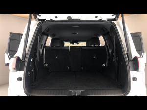 Toyota Land Cruiser 300 3.5T GR-Sport - Image 13