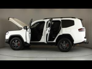 Toyota Land Cruiser 300 3.5T GR-Sport - Image 26