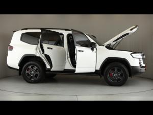 Toyota Land Cruiser 300 3.5T GR-Sport - Image 30