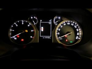 Toyota Land Cruiser Prado 2.8GD VX-L - Image 9