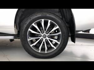 Toyota Land Cruiser Prado 2.8GD VX-L - Image 19