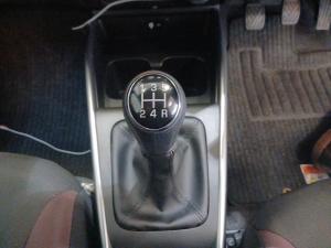 Toyota Starlet Cross 1.5 XR manual - Image 12