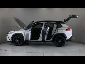 Toyota Corolla Cross 1.8 HEV GR-Sport - Image 26