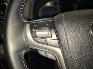 Toyota Prado VX-L 2.8GD automatic - Image 9