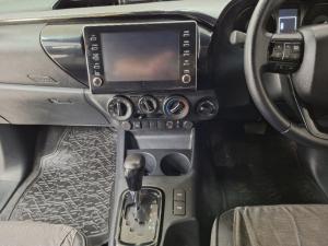 Toyota Hilux 2.8 GD-6 RB Legend 4X4 automaticE/CAB - Image 11