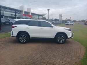 Toyota Fortuner 2.4GD-6 Raised Body automatic - Image 3