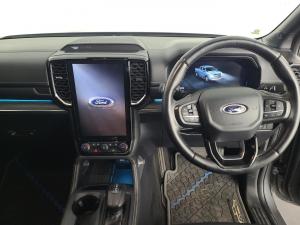 Ford Ranger 3.0D V6 Platinum AWD automatic D/C - Image 9