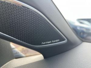 Volkswagen Golf R - Image 18