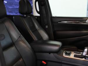 Jeep Grand Cherokee 3.0CRD Overland - Image 19