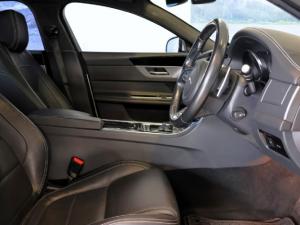 Jaguar XF 20d R-Sport - Image 9