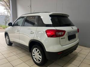 Suzuki Vitara Brezza 1.5 GL - Image 4