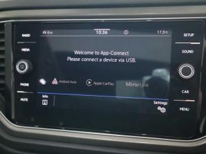 Volkswagen T-Roc 2.0TSI 140kW 4Motion Design - Image 17