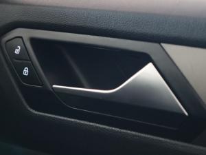 Volkswagen T-Roc 2.0TSI 140kW 4Motion Design - Image 25
