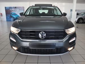 Volkswagen T-Roc 2.0TSI 140kW 4Motion Design - Image 9