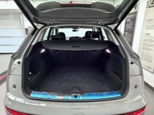 Audi Q5 40TDI quattro S line - Image 12