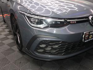 Volkswagen Golf GTI - Image 9