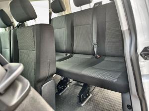 Volkswagen Transporter 2.0TDI Kombi SWB Trendline auto - Image 20