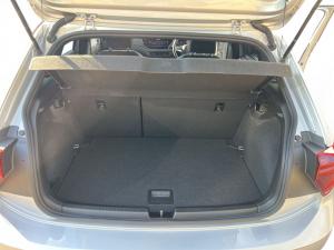 Volkswagen Polo hatch 1.0TSI R-Line - Image 10