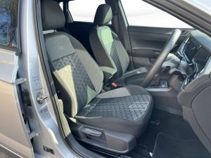 Volkswagen Polo hatch 1.0TSI R-Line - Image 14