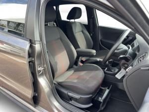 Volkswagen Polo Vivo hatch 1.0TSI GT - Image 14