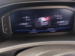 Volkswagen T-Roc 2.0TSI 140kW 4Motion R-Line - Image 17
