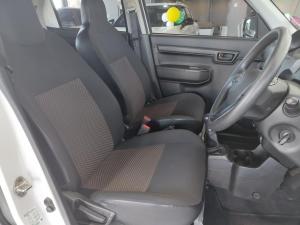 Suzuki S-Presso 1.0 GL manual - Image 11