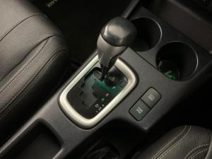 Toyota Hilux 4.0 V6 Raider 4X4 automaticD/C - Image 10