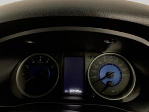 Toyota Hilux 4.0 V6 Raider 4X4 automaticD/C - Image 15