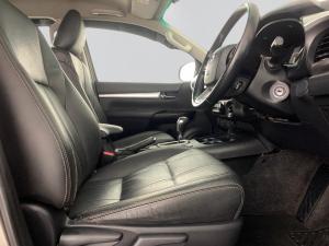 Toyota Hilux 4.0 V6 Raider 4X4 automaticD/C - Image 18