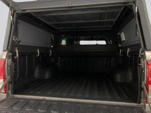 Toyota Hilux 4.0 V6 Raider 4X4 automaticD/C - Image 20