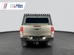 Toyota Hilux 4.0 V6 Raider 4X4 automaticD/C - Image 6