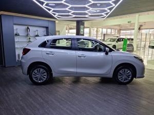 Toyota Starlet 1.5 Xi - Image 5