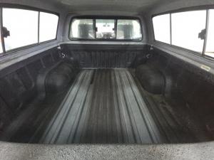 Toyota Hilux 2.4GD-6 double cab 4x4 Raider manual - Image 19