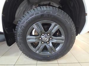 Toyota Hilux 2.4GD-6 double cab 4x4 Raider manual - Image 20