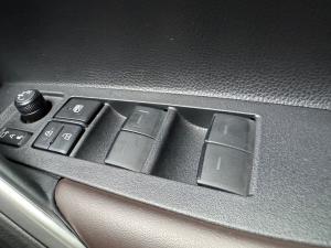Toyota Corolla Cross 1.8 XR - Image 25