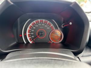 Toyota Vitz 1.0 XR manual - Image 10