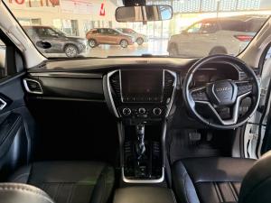 Isuzu mu-X 3.0TD LS - Image 6