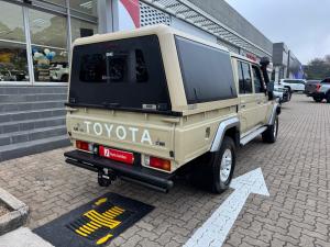 Toyota Land Cruiser 79 4.5D-4D V8 double cab LX - Image 2