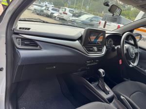 Toyota Starlet 1.5 XS auto - Image 7