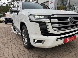 Toyota Land Cruiser 300 3.3D ZX - Image 23